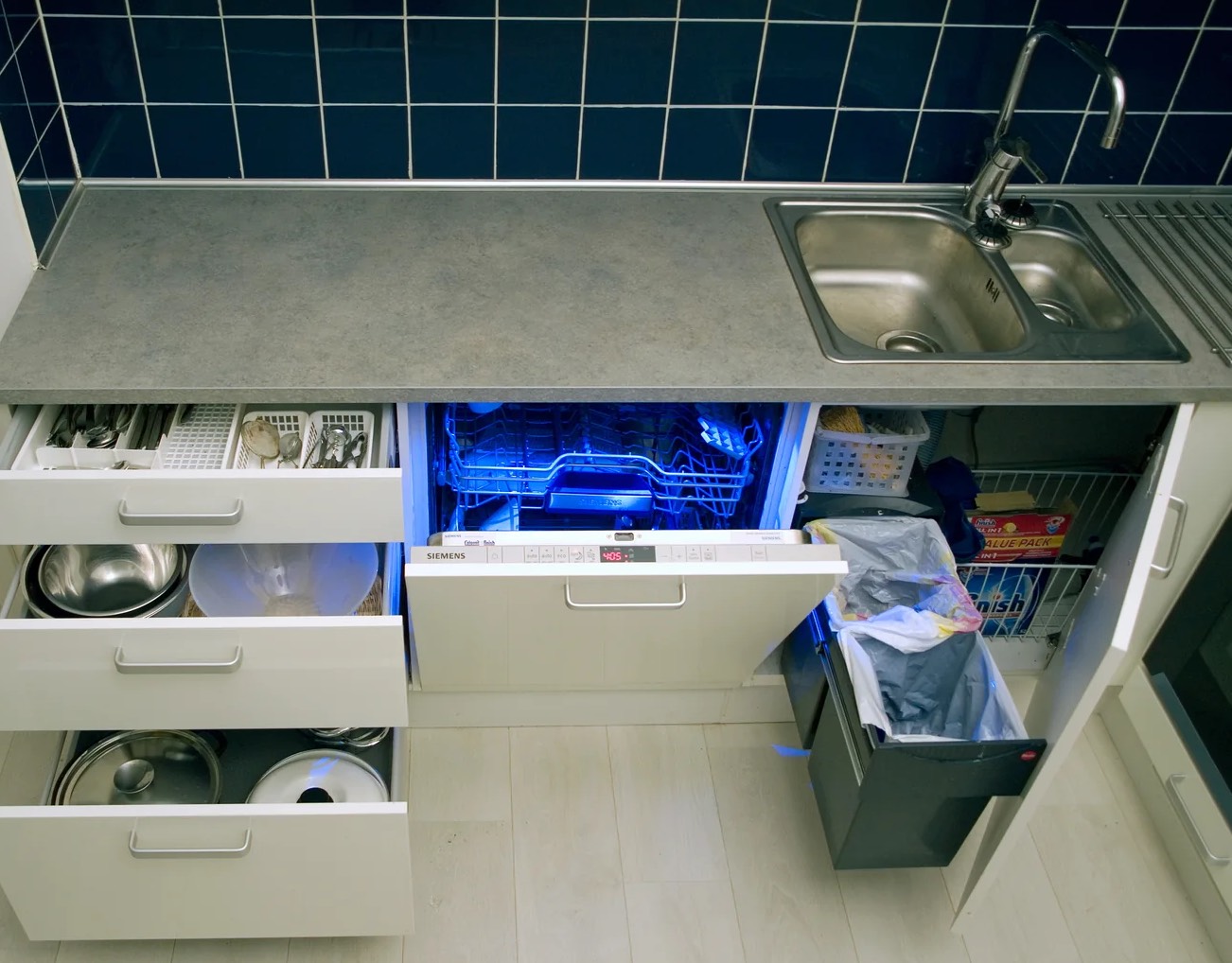 Dishwasher Overflow Cleanup in Euless, TX