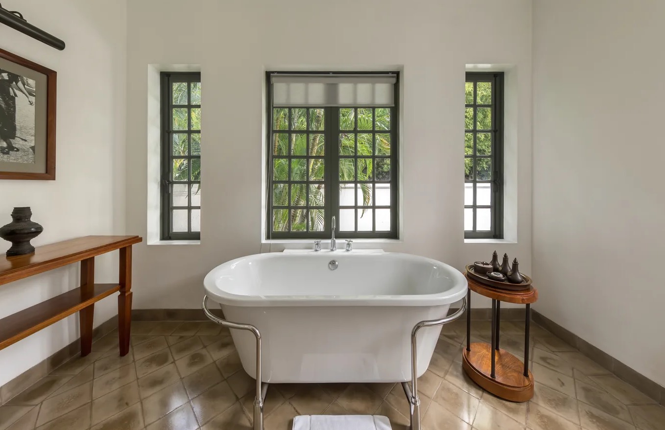 Shower & Tub Overflow Cleanup in Euless, TX